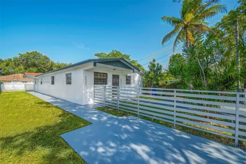 Immobilier commercial à vendre à Miami, Floride: 168.71 m2 № 1402817 - photo 19