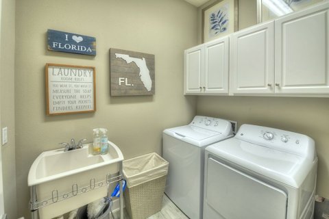 Casa en venta en Jacksonville, Florida, 4 dormitorios, 206 m2 № 486509 - foto 2
