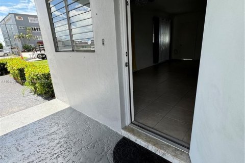 Copropriété à vendre à Deerfield Beach, Floride: 1 chambre, 61.32 m2 № 1329991 - photo 14