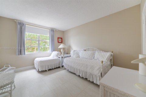 Condominio en venta en Hallandale Beach, Florida, 3 dormitorios, 165.37 m2 № 874233 - foto 12