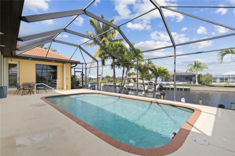 Villa ou maison à vendre à Punta Gorda, Floride: 3 chambres, 224.36 m2 № 1010374 - photo 9