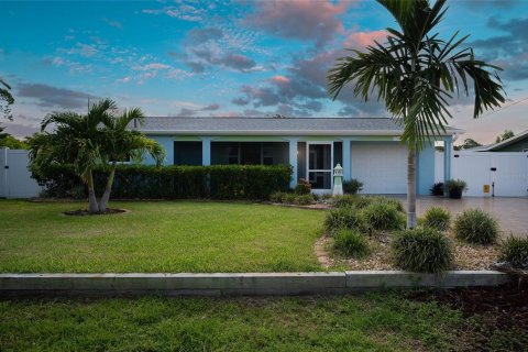 Casa en venta en Englewood, Florida, 2 dormitorios, 125.42 m2 № 1335048 - foto 8