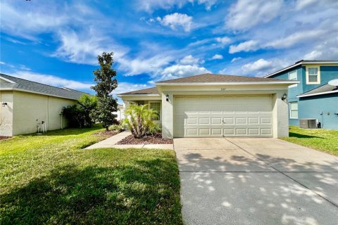 Villa ou maison à louer à Ruskin, Floride: 3 chambres, 138.33 m2 № 1373131 - photo 1