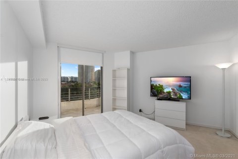 Condominio en venta en Aventura, Florida, 2 dormitorios, 109.72 m2 № 124571 - foto 12