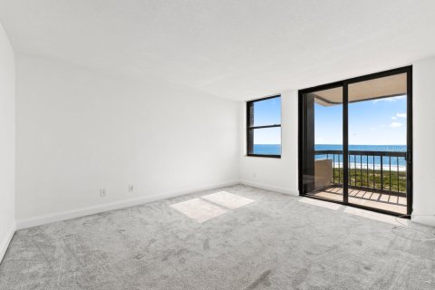 Condominio en venta en Hutchinson Island South, Florida, 2 dormitorios, 112.13 m2 № 1188487 - foto 13