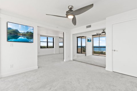 Condominio en venta en Hutchinson Island South, Florida, 2 dormitorios, 112.13 m2 № 1188487 - foto 18