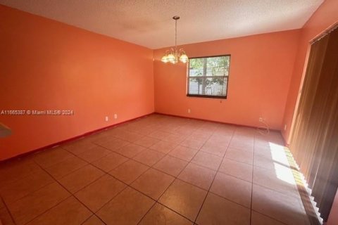 Casa en venta en Lauderhill, Florida, 3 dormitorios, 152.82 m2 № 1377677 - foto 4