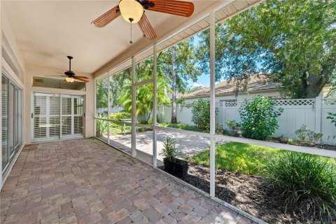 House in Tampa, Florida 3 bedrooms, 149.57 sq.m. № 1381134 - photo 6