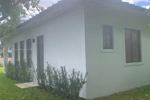 House in Homestead, Florida 4 bedrooms, 333.52 sq.m. № 1128596 - photo 26
