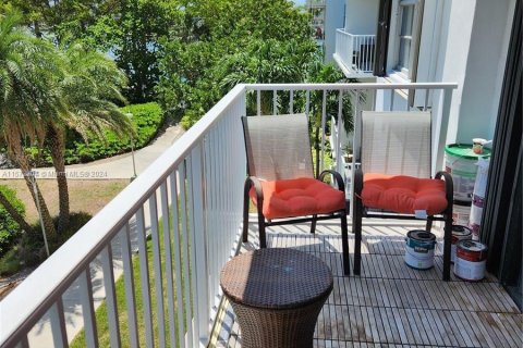 Copropriété à vendre à Aventura, Floride: 2 chambres, 99.03 m2 № 1128597 - photo 2