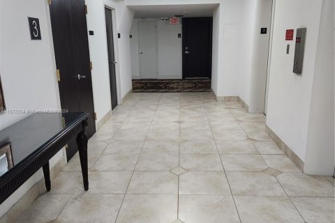 Copropriété à vendre à Aventura, Floride: 2 chambres, 99.03 m2 № 1128597 - photo 17