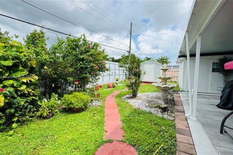 Villa ou maison à vendre à Hialeah, Floride: 3 chambres, 149.39 m2 № 1385742 - photo 14