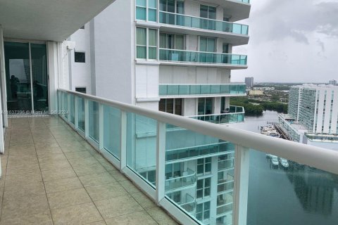 Condo in Sunny Isles Beach, Florida, 4 bedrooms  № 1315670 - photo 7