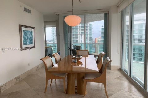 Condo in Sunny Isles Beach, Florida, 4 bedrooms  № 1315670 - photo 12