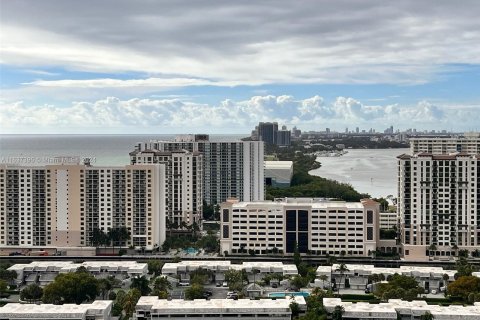 Condo in Sunny Isles Beach, Florida, 4 bedrooms  № 1315670 - photo 6