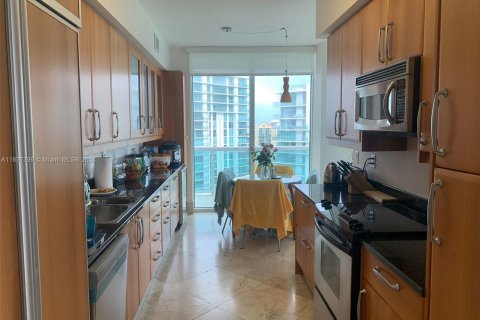 Condo in Sunny Isles Beach, Florida, 4 bedrooms  № 1315670 - photo 15