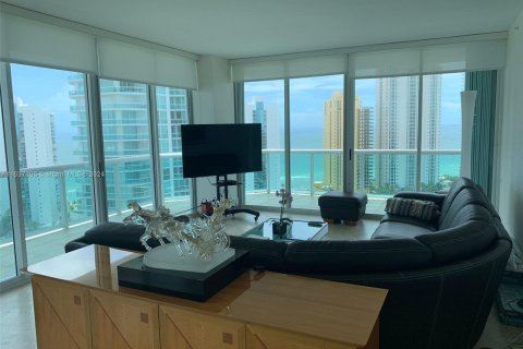 Condo in Sunny Isles Beach, Florida, 4 bedrooms  № 1315670 - photo 21