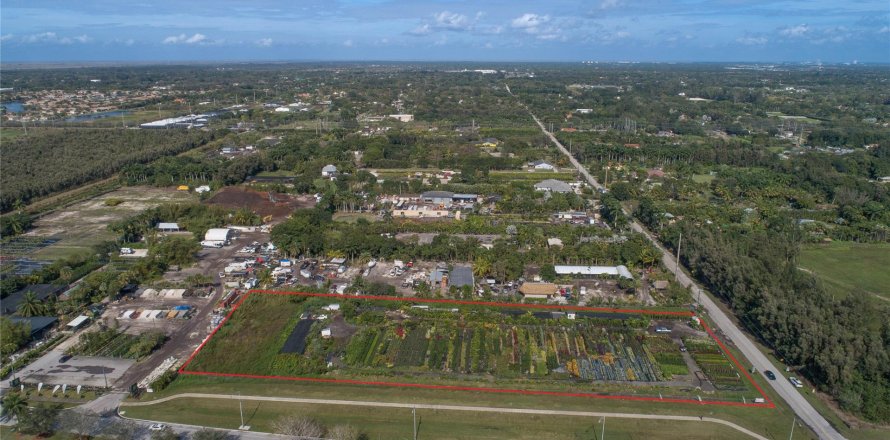 Terrain à Southwest Ranches, Floride № 1217713