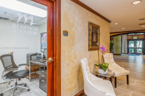 Condo in Miami, Florida, 1 bedroom  № 1232783 - photo 27