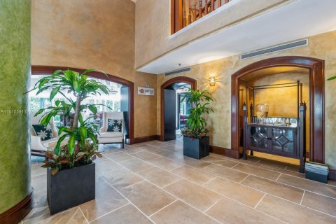 Condo in Miami, Florida, 1 bedroom  № 1232783 - photo 7