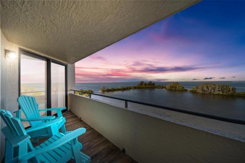 Condo in Hudson, Florida, 1 bedroom  № 1444549 - photo 17