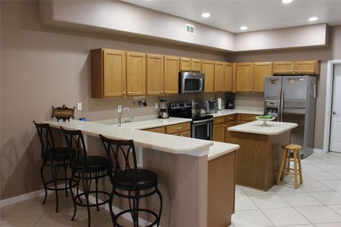 Casa en venta en Apopka, Florida, 5 dormitorios, 313.27 m2 № 1400702 - foto 13