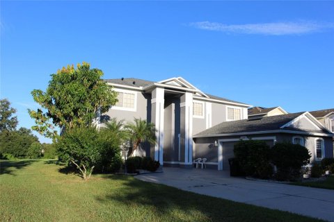 Casa en venta en Apopka, Florida, 5 dormitorios, 313.27 m2 № 1400702 - foto 2