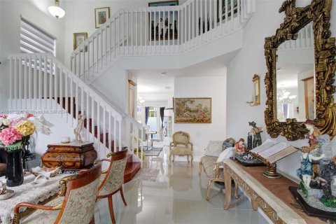 Villa ou maison à vendre à Miami, Floride: 4 chambres, 180.23 m2 № 1401696 - photo 6