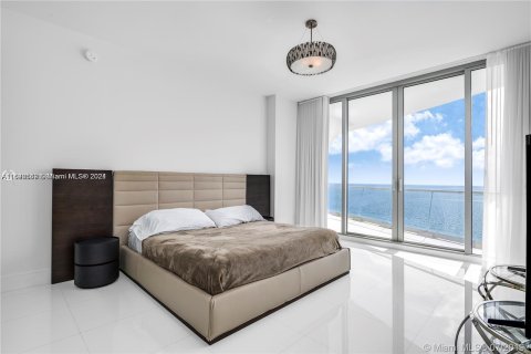 Condo in Sunny Isles Beach, Florida, 4 bedrooms  № 1321175 - photo 10