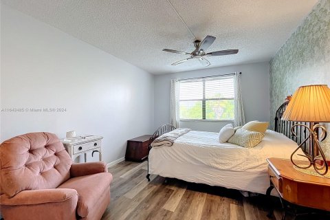 Condo in Sunrise, Florida, 1 bedroom  № 1321190 - photo 13