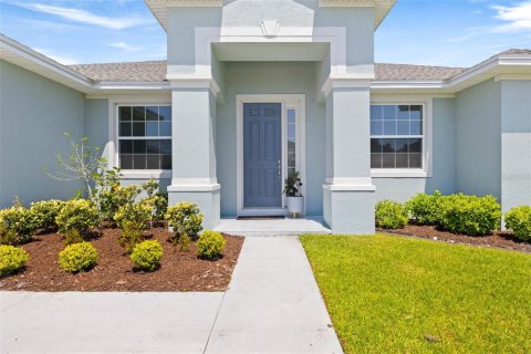 House in Lakeland, Florida 4 bedrooms, 227.42 sq.m. № 1123672 - photo 5