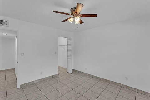 Condominio en venta en Fort Lauderdale, Florida, 1 dormitorio, 60.39 m2 № 544912 - foto 9