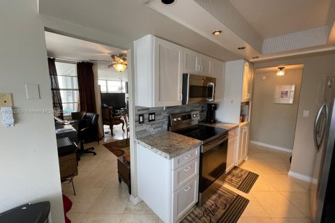 Copropriété à vendre à Aventura, Floride: 2 chambres, 149.11 m2 № 1306482 - photo 12