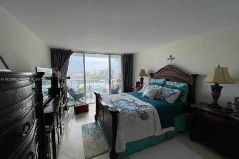 Condominio en venta en Aventura, Florida, 2 dormitorios, 149.11 m2 № 1306482 - foto 16