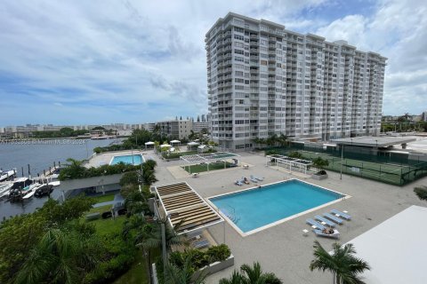 Copropriété à vendre à Aventura, Floride: 2 chambres, 149.11 m2 № 1306482 - photo 20