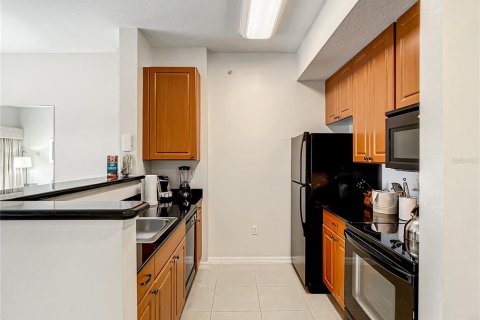 Condominio en venta en Orlando, Florida, 1 dormitorio, 62.34 m2 № 908217 - foto 13