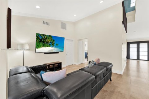 Villa ou maison à louer à Miami, Floride: 3 chambres, 173.08 m2 № 1370372 - photo 24