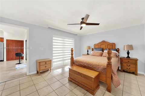 House in Miami, Florida 3 bedrooms, 173.08 sq.m. № 1370372 - photo 27