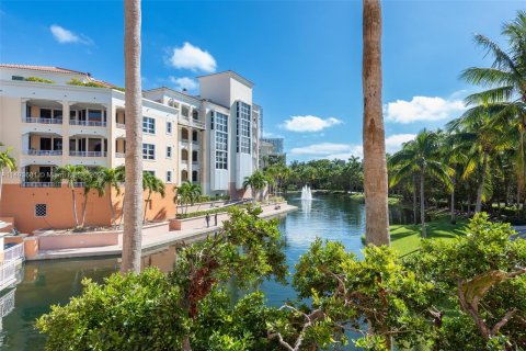 Condominio en venta en Key Biscayne, Florida, 3 dormitorios, 229.47 m2 № 863475 - foto 2