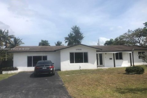 Casa en venta en Palmetto Bay, Florida, 4 dormitorios, 343.46 m2 № 1098380 - foto 18