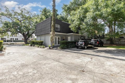 Copropriété à vendre à Orlando, Floride: 2 chambres, 103.68 m2 № 1198553 - photo 18