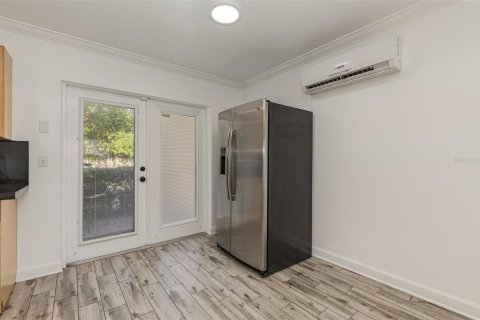 Condominio en venta en Orlando, Florida, 2 dormitorios, 103.68 m2 № 1198553 - foto 7