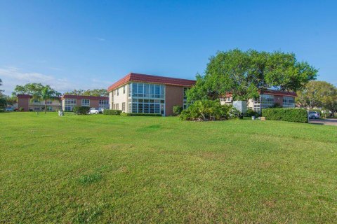 Condo in Vero Beach, Florida, 2 bedrooms  № 1221207 - photo 25