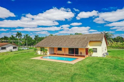 Casa en venta en Homestead, Florida, 4 dormitorios, 273.69 m2 № 1348601 - foto 2