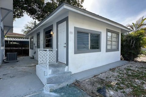 Propiedad comercial en venta en Miami, Florida, 174.66 m2 № 1007132 - foto 21