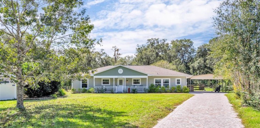 Villa ou maison à DeLand, Floride 4 chambres, 224.64 m2 № 1407947