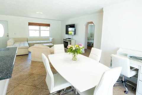 Casa en venta en Jensen Beach, Florida, 3 dormitorios, 115.11 m2 № 1132833 - foto 13