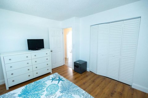 Casa en venta en Jensen Beach, Florida, 3 dormitorios, 115.11 m2 № 1132833 - foto 5