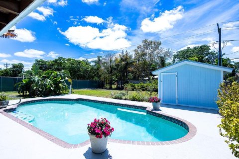 Casa en venta en Jensen Beach, Florida, 3 dormitorios, 115.11 m2 № 1132833 - foto 18