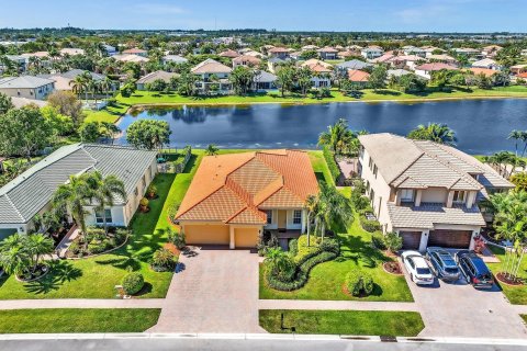 House in Royal Palm Beach, Florida 4 bedrooms, 225.57 sq.m. № 1132880 - photo 13